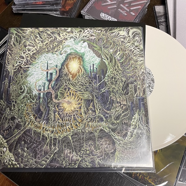 CLAUSTRUM Claustrum (bone white vinyl)